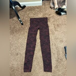 SPANX Deep Burgundy cami print Leggings size xsm
